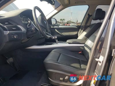 Zdjęcie 7 z 13 samochodu: 2013 BMW X5 XDRIVE35I VIN:5UXZV4C53D0B13469 - miniatura