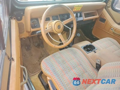 Zdjęcie 8 z 12 samochodu: 1995 JEEP WRANGLER / YJ S VIN:1J4FY19P9SP308216 - miniatura