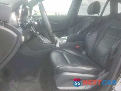 Zdjęcie 7 z 13 samochodu: 2018 MERCEDES-BENZ GLC 300 VIN:WDC0G4JB7JV102235 - miniatura