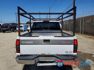 Zdjęcie 6 z 12 samochodu: 2000 NISSAN FRONTIER XE VIN:1N6ED27T2YC361517 - miniatura