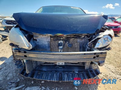 Piąte zdjęcie samochodu w środku: 2015 NISSAN SENTRA SV VIN:3N1AB7AP4FL671513 - miniatura