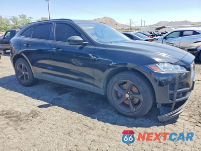 Czwarte zdjęcie samochodu z boku: 2017 JAGUAR F-PACE PREMIUM VIN:SADCJ2BV9HA088989 - miniatura