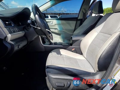 Zdjęcie 7 z 12 samochodu: 2016 TOYOTA CAMRY SE VIN:4T1BF1FK1GU235771 - miniatura