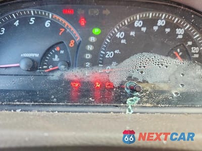 Zdjęcie 9 z 11 samochodu: 2002 TOYOTA CAMRY LE VIN:JTDBE32K220038195 - miniatura