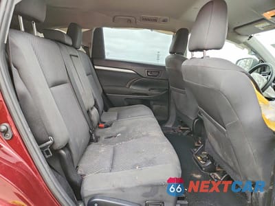 Zdjęcie 11 z 13 samochodu: 2019 TOYOTA HIGHLANDER LE VIN:5TDBZRFH8KS953264 - miniatura