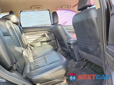 Zdjęcie 11 z 13 samochodu: 2018 MITSUBISHI OUTLANDER SE VIN:JA4AD3A33JJ000597 - miniatura