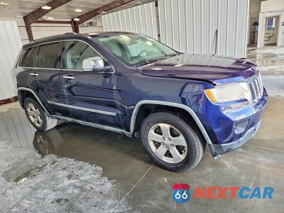 Czwarte zdjęcie samochodu z boku: 2012 JEEP GRAND CHEROKEE LIMITED VIN:1C4RJFBT5CC173630 - miniatura