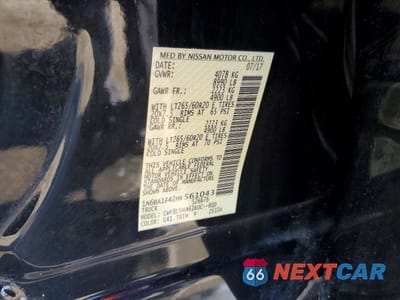 Zdjęcie 12 z 12 samochodu: 2017 NISSAN TITAN XD PLATINUM RESERVE VIN:1N6BA1F42HN561043 - miniatura