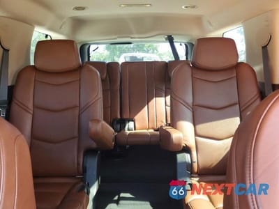 Zdjęcie 10 z 14 samochodu: 2019 CADILLAC ESCALADE LUXURY VIN:1GYS4BKJ9KR184054 - miniatura