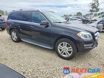 Czwarte zdjęcie samochodu z boku: 2015 MERCEDES-BENZ GL 450 4MATIC VIN:4JGDF6EE9FA501944 - miniatura