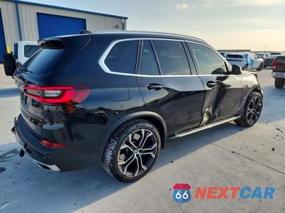 Trzecie zdjęcie samochodu z tyłu: 2020 BMW X5 XDRIVE40I VIN:5UXCR6C08L9D13610 - miniatura