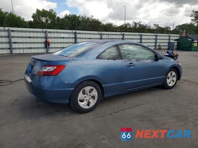 Trzecie zdjęcie samochodu z tyłu: 2007 HONDA CIVIC LX VIN:2HGFG12637H525803 - miniatura