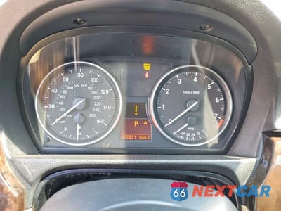 Zdjęcie 9 z 12 samochodu: 2011 BMW 328 I VIN:WBAPH7C57BE131257 - miniatura