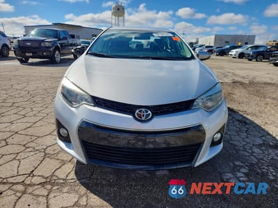 Piąte zdjęcie samochodu w środku: 2014 TOYOTA COROLLA S PLUS VIN:2T1BURHE1EC223629 - miniatura