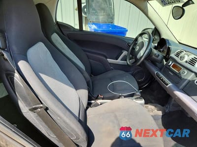 Zdjęcie 10 z 13 samochodu: 2013 SMART FORTWO PURE VIN:WMEEJ3BA8DK666805 - miniatura