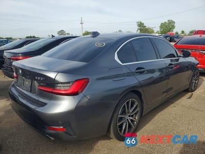 Trzecie zdjęcie samochodu z tyłu: 2020 BMW 330XI VIN:3MW5R7J00L8B07799 - miniatura