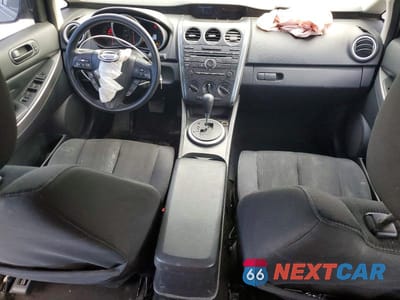 Zdjęcie 8 z 14 samochodu: 2010 MAZDA CX-7 VIN:JM3ER2W55A0310731 - miniatura