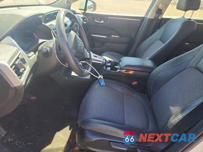 Zdjęcie 7 z 12 samochodu: 2019 HONDA CLARITY VIN:JHMZC5F12KC800777 - miniatura