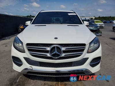 Piąte zdjęcie samochodu w środku: 2018 MERCEDES-BENZ GLE 350 VIN:4JGDA5JB5JB020998 - miniatura