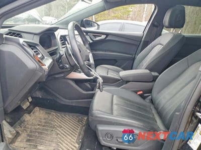 Zdjęcie 7 z 13 samochodu: 2024 AUDI Q4 E-TRON VIN:WA1G2AFZ2RP009270 - miniatura