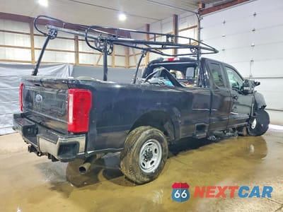 Trzecie zdjęcie samochodu z tyłu: 2025 FORD F250 SUPER DUTY VIN:1FT7X2BA6SED43378 - miniatura