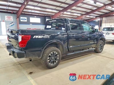 Trzecie zdjęcie samochodu z tyłu: 2019 NISSAN TITAN PRO-4X VIN:1N6AA1E50KN533948 - miniatura