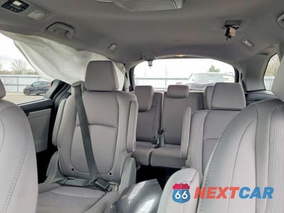 Zdjęcie 10 z 13 samochodu: 2020 HONDA ODYSSEY EX VIN:5FNRL6H4XLB504750 - miniatura