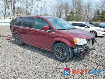Czwarte zdjęcie samochodu z boku: 2017 DODGE GRAND CARAVAN SXT VIN:2C4RDGCG2HR787211 - miniatura