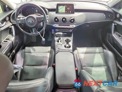 Zdjęcie 8 z 12 samochodu: 2019 KIA STINGER PREMIUM VIN:KNAE25LA9K6042200 - miniatura