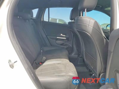Zdjęcie 11 z 13 samochodu: 2021 MERCEDES-BENZ GLA 250 VIN:W1N4N4GB3MJ133409 - miniatura
