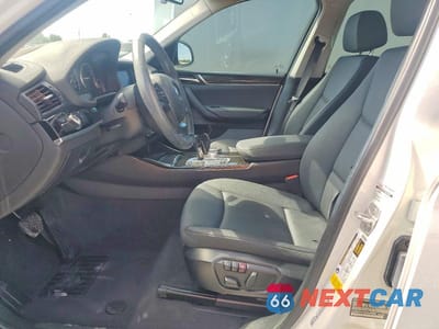 Zdjęcie 7 z 13 samochodu: 2017 BMW X3 SDRIVE28I VIN:5UXWZ7C53H0U45097 - miniatura