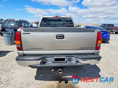 Zdjęcie 6 z 12 samochodu: 2002 CHEVROLET SILVERADO K1500 VIN:2GCEK19TX21217274 - miniatura