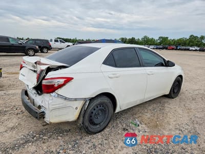 Trzecie zdjęcie samochodu z tyłu: 2018 TOYOTA COROLLA VIN:5YFBURHE1JP757689 - miniatura