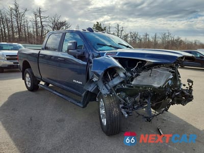 Czwarte zdjęcie samochodu z boku: 2026 RAM 2500 BIG HORN VIN:3C6UR5DJ2TG216902 - miniatura