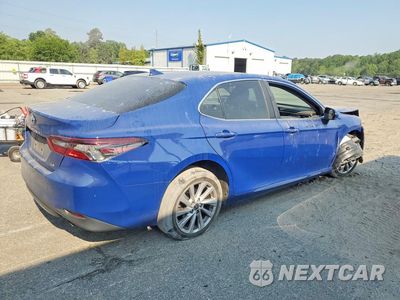 Trzecie zdjęcie samochodu z tyłu: 2023 TOYOTA CAMRY LE VIN:4T1C11AK8PU108302 - miniatura