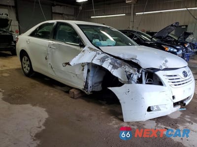 Czwarte zdjęcie samochodu z boku: 2007 TOYOTA CAMRY LE VIN:JTNBE46K873083143 - miniatura