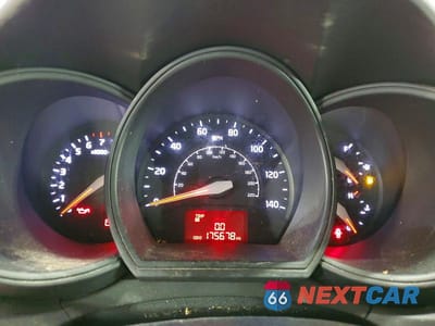Zdjęcie 9 z 12 samochodu: 2015 KIA RIO LX VIN:KNADM4A37F6459888 - miniatura