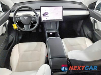 Zdjęcie 8 z 12 samochodu: 2021 TESLA MODEL Y VIN:5YJYGAEE6MF201613 - miniatura