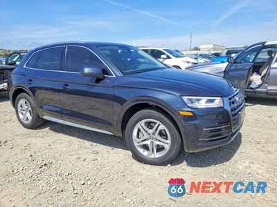 Czwarte zdjęcie samochodu z boku: 2018 AUDI Q5 PREMIUM PLUS VIN:WA1BNAFY8J2174248 - miniatura