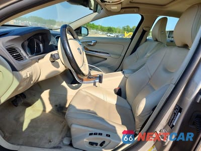 Zdjęcie 7 z 13 samochodu: 2016 VOLVO S60 PLATINUM VIN:LYV402FM3GB089969 - miniatura