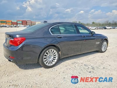 Trzecie zdjęcie samochodu z tyłu: 2011 BMW 750 LXI VIN:WBAKC8C52BC432349 - miniatura