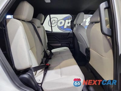 Zdjęcie 11 z 13 samochodu: 2026 TOYOTA 4RUNNER SR5 VIN:JTEVA5BRXT5080101 - miniatura