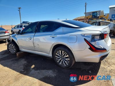 Drugie zdjęcie samochodu z przodu: 2024 NISSAN ALTIMA 2.5 SV VIN:1N4BL4DV0RN304643 - miniatura