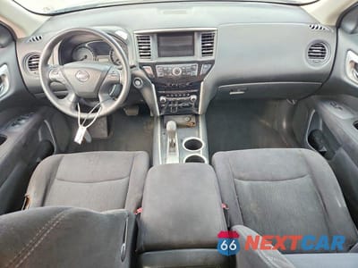 Zdjęcie 8 z 13 samochodu: 2014 NISSAN PATHFINDER S VIN:5N1AR2MNXEC683287 - miniatura