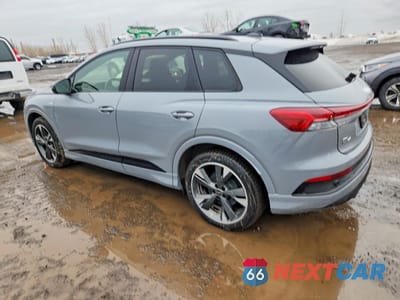 Drugie zdjęcie samochodu z przodu: 2024 AUDI Q4 E-TRON PREMIUM VIN:WA1KUAFZ0RP047200 - miniatura