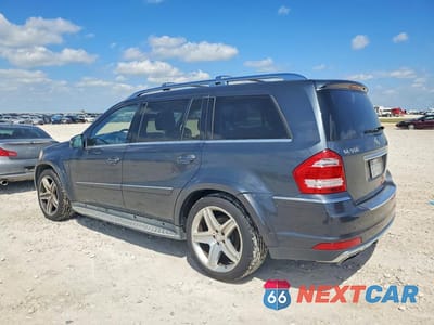 Drugie zdjęcie samochodu z przodu: 2011 MERCEDES-BENZ GL 550 4MATIC VIN:4JGBF8GE1BA712923 - miniatura