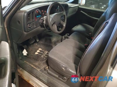 Zdjęcie 8 z 12 samochodu: 2004 CHEVROLET SILVERADO C1500 VIN:1GCEC14V84Z133521 - miniatura