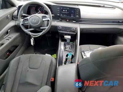 Zdjęcie 8 z 12 samochodu: 2023 HYUNDAI ELANTRA SEL VIN:KMHLM4AG3PU586910 - miniatura