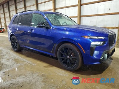 Czwarte zdjęcie samochodu z boku: 2023 BMW X7 M60I VIN:5UX33EM07P9P22727 - miniatura