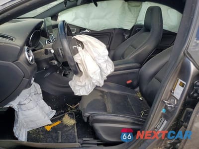 Zdjęcie 7 z 12 samochodu: 2019 MERCEDES-BENZ CLA 250 VIN:WDDSJ4EB2KN736490 - miniatura